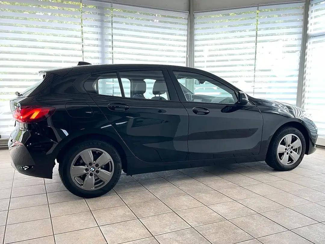 BMW 118 - Thumbnail 6