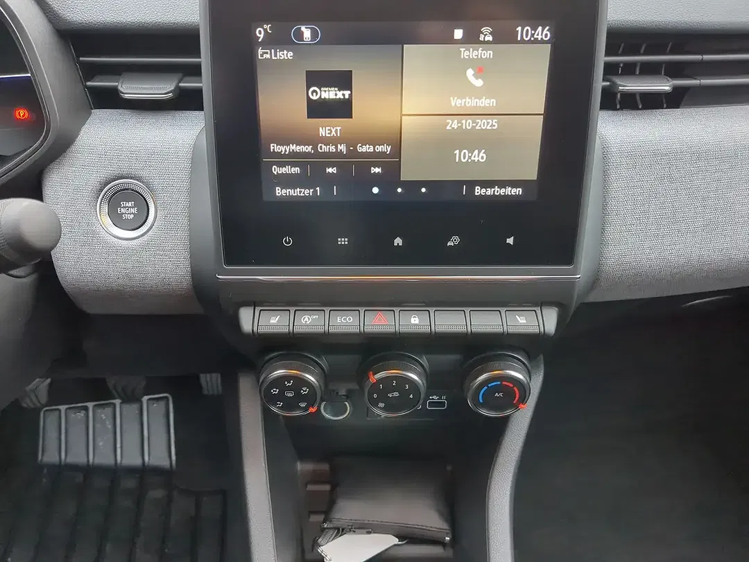 Renault Clio - Thumbnail 9