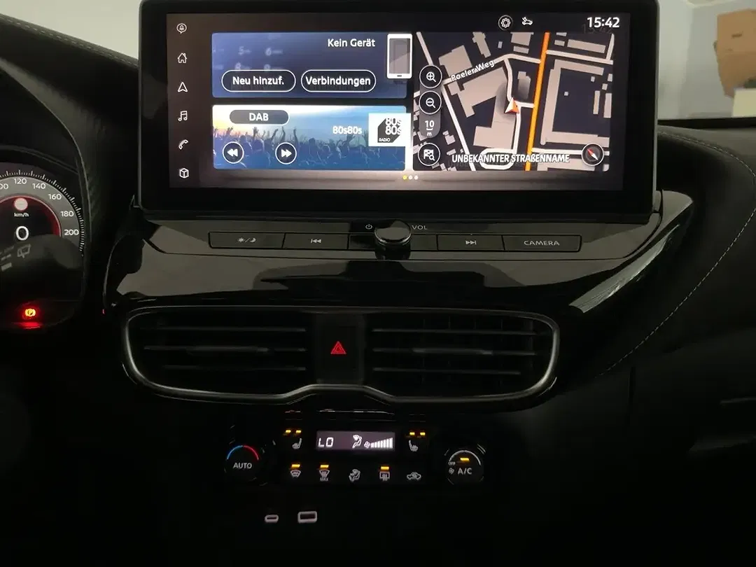 Nissan Juke - Thumbnail 9