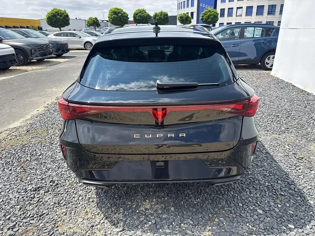 CUPRA Leon - Thumbnail 6
