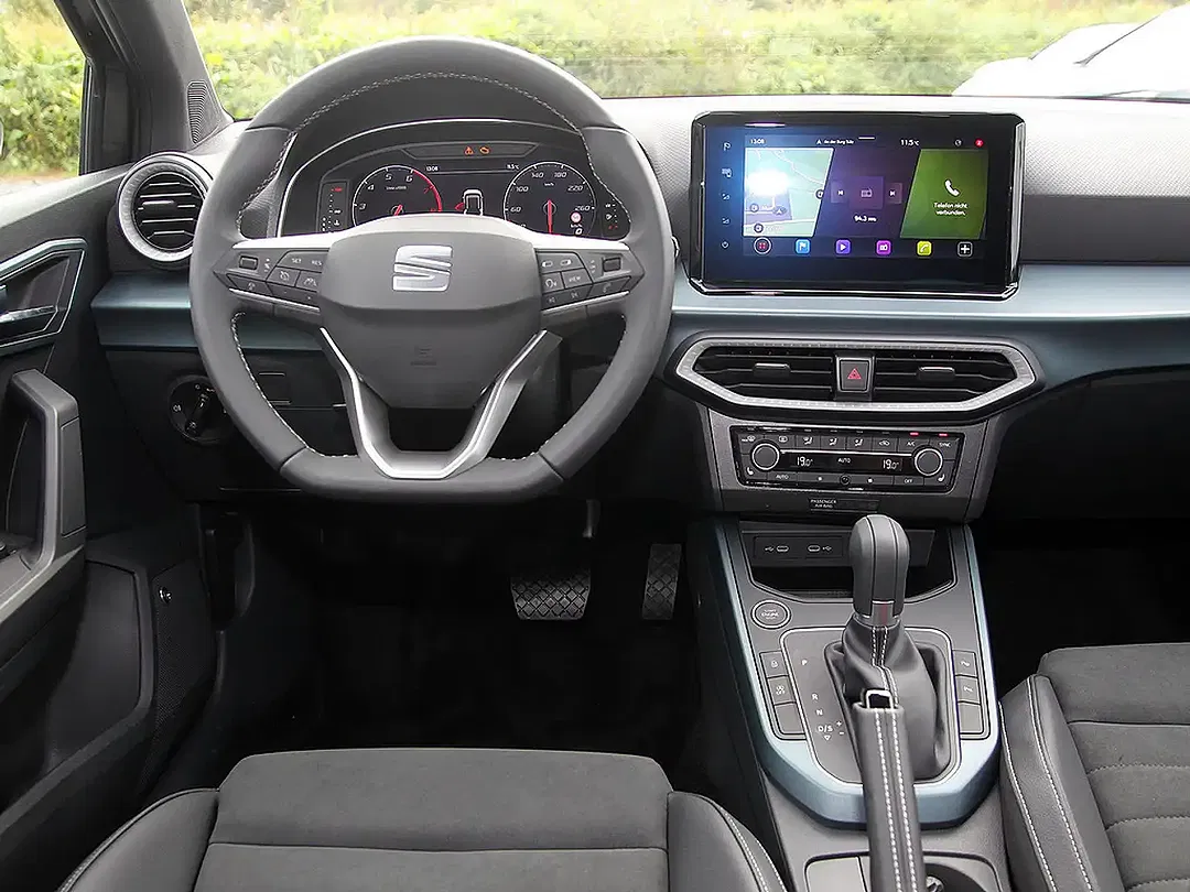 SEAT Arona - Thumbnail 10