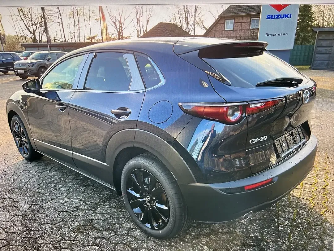 Mazda CX-30 - Thumbnail 3