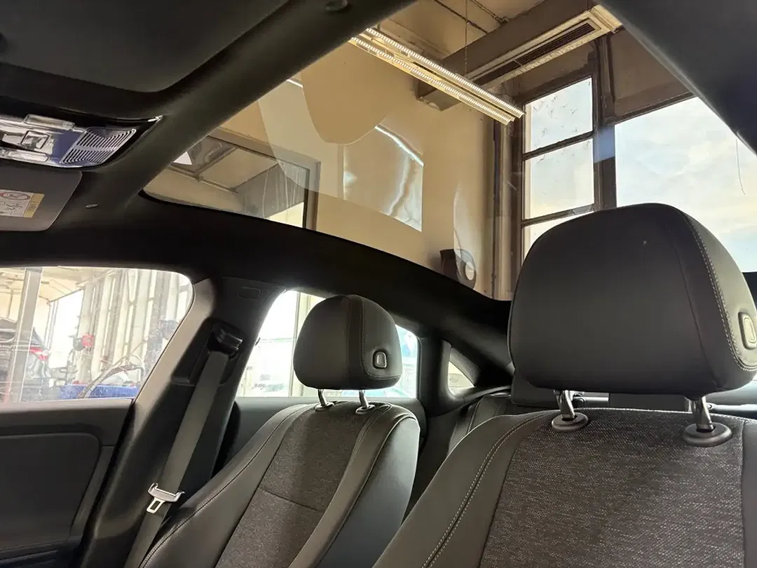 Mercedes-Benz CLA 180 - Thumbnail 14