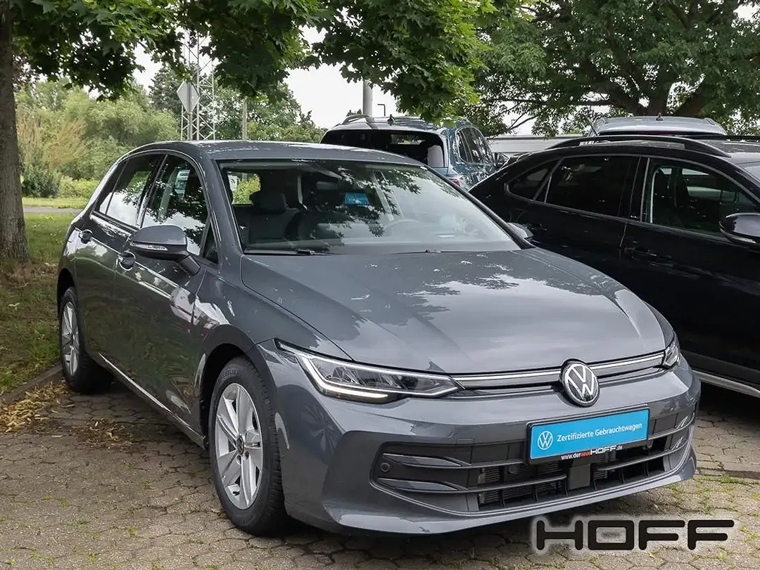 Volkswagen Golf - Thumbnail 3