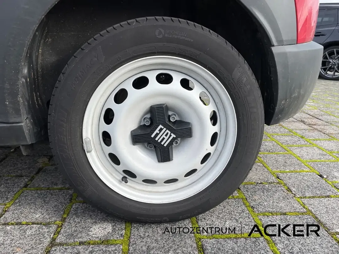 Fiat Grande Panda - Thumbnail 12