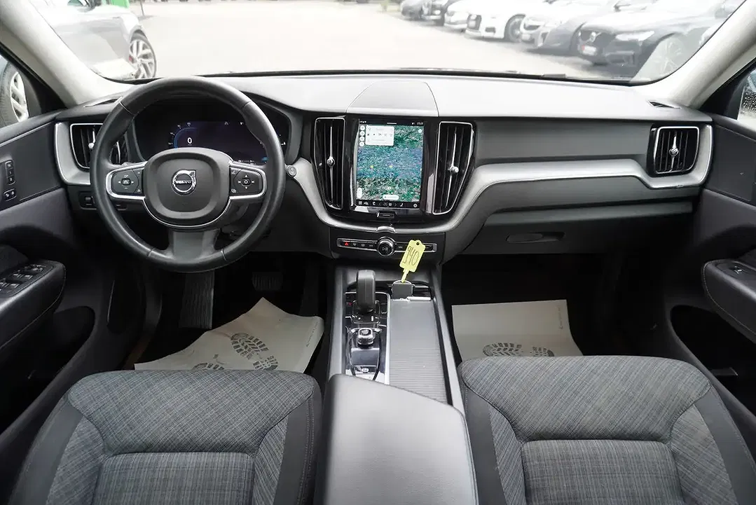 Volvo XC60 - Thumbnail 7