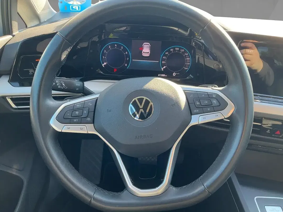 Volkswagen Golf - Thumbnail 9