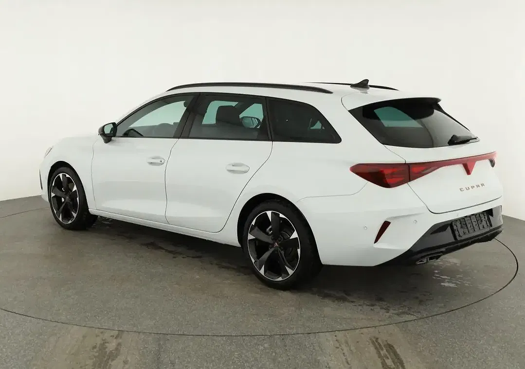 CUPRA Leon - Thumbnail 3