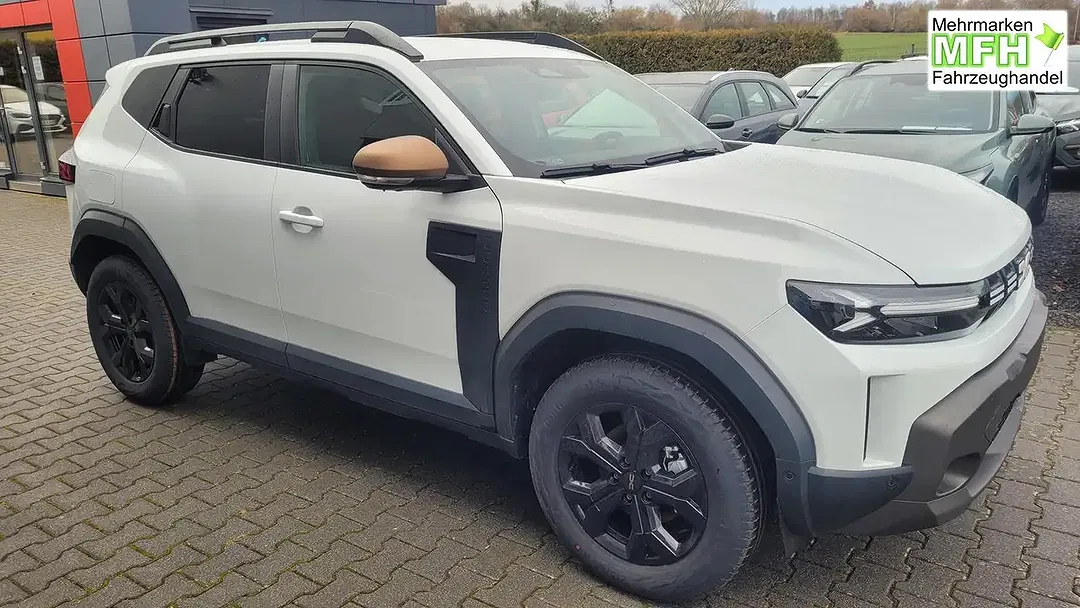 Dacia Duster - Thumbnail 3
