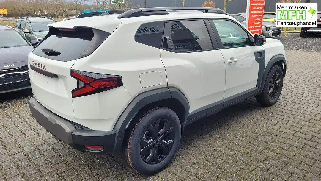 Dacia Duster - Thumbnail 4