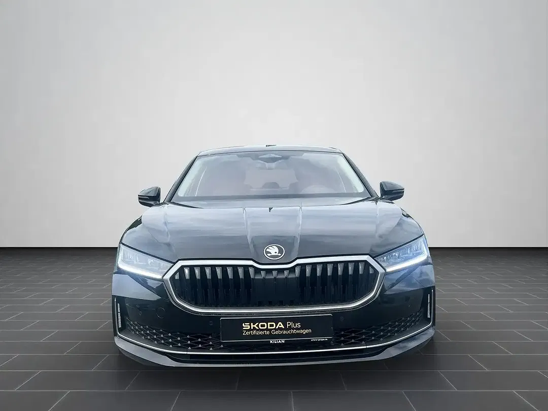 Skoda Superb - Thumbnail 5