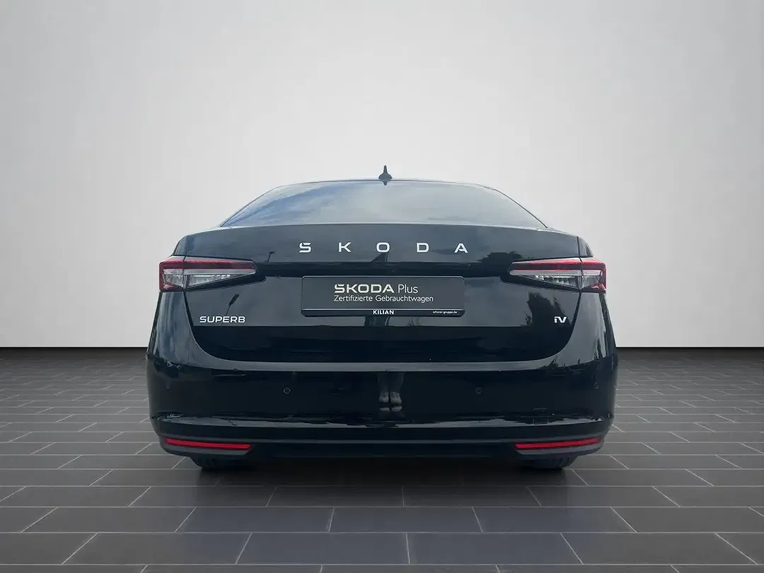 Skoda Superb - Thumbnail 6