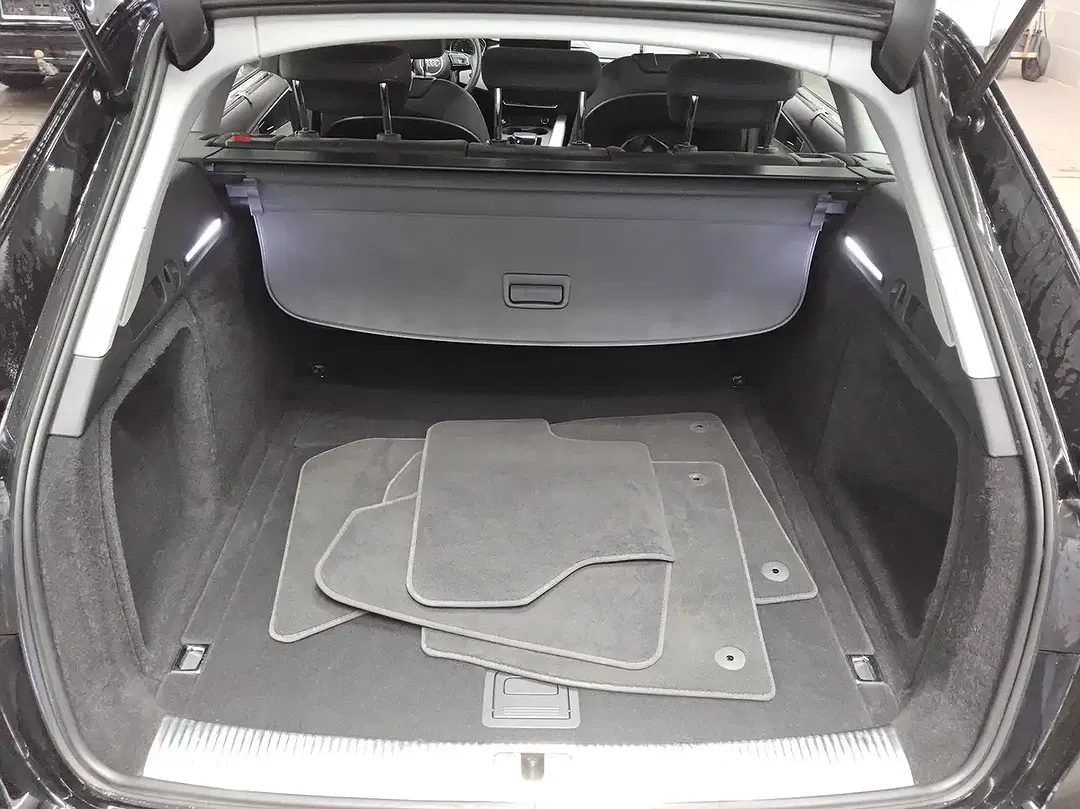 Audi A4 - Thumbnail 11