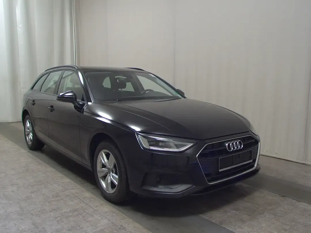Audi A4 - Thumbnail 3