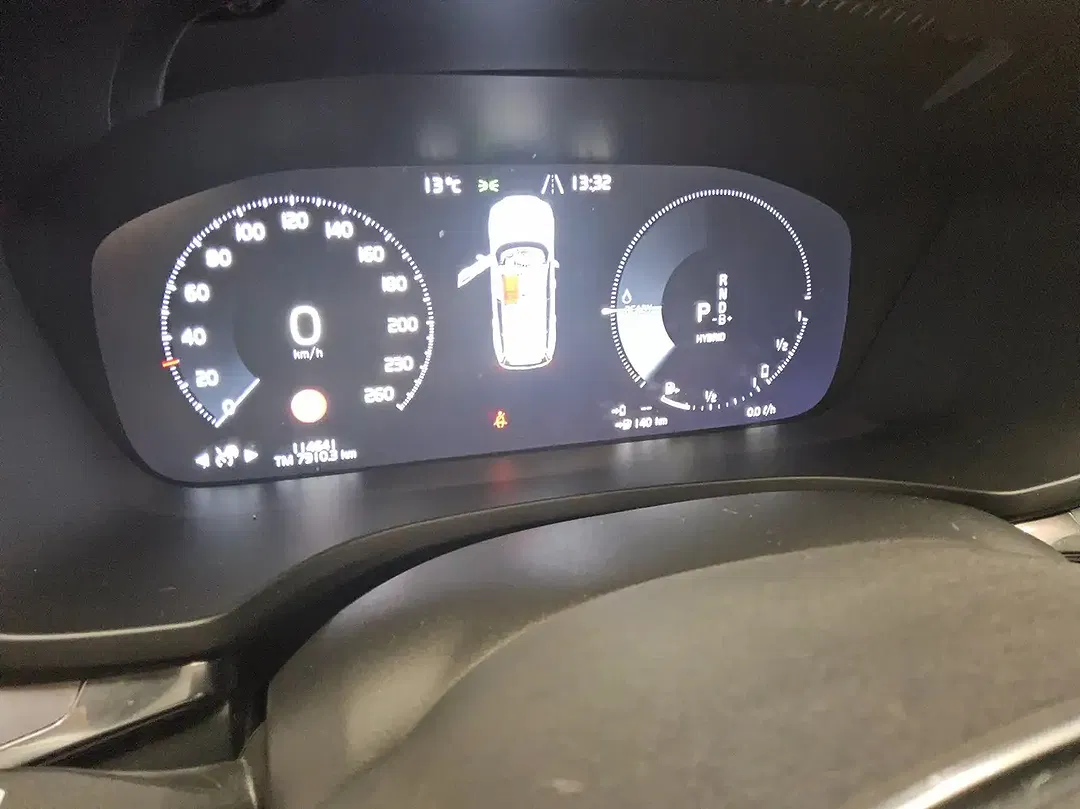 Volvo V60 - Thumbnail 10