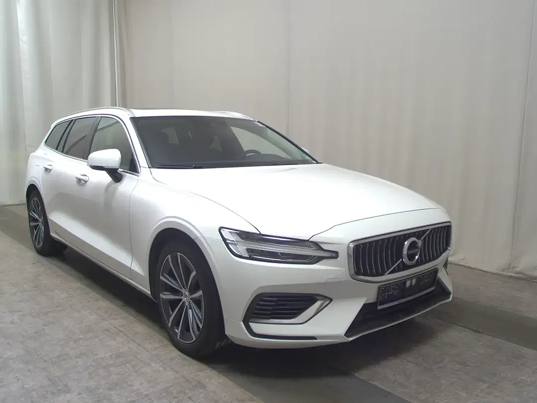 Volvo V60 - Thumbnail 3