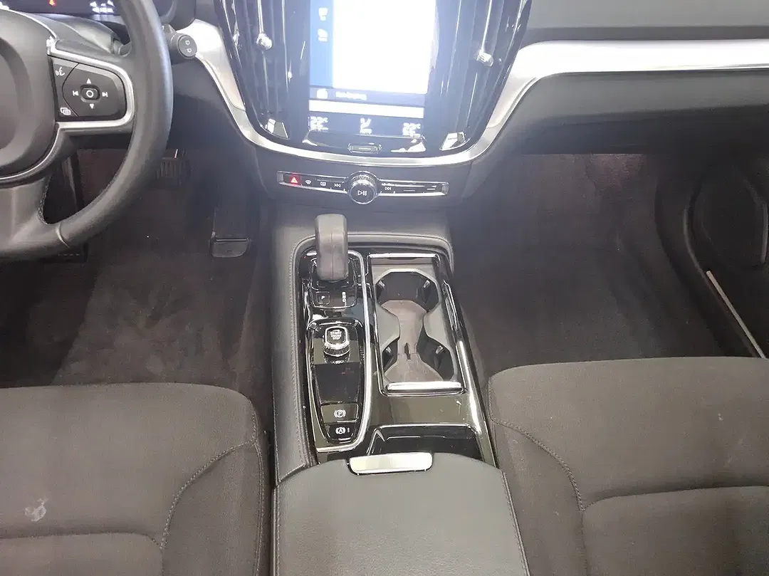 Volvo V60 - Thumbnail 6
