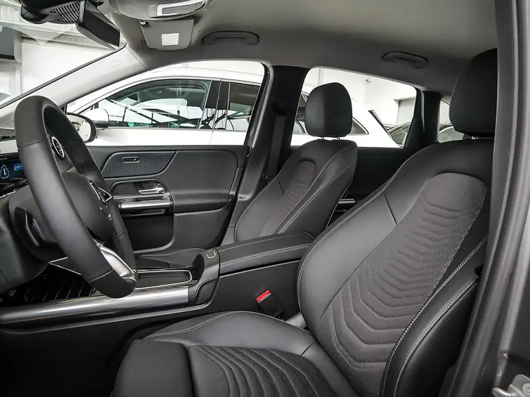 Mercedes-Benz B 200 - Thumbnail 14
