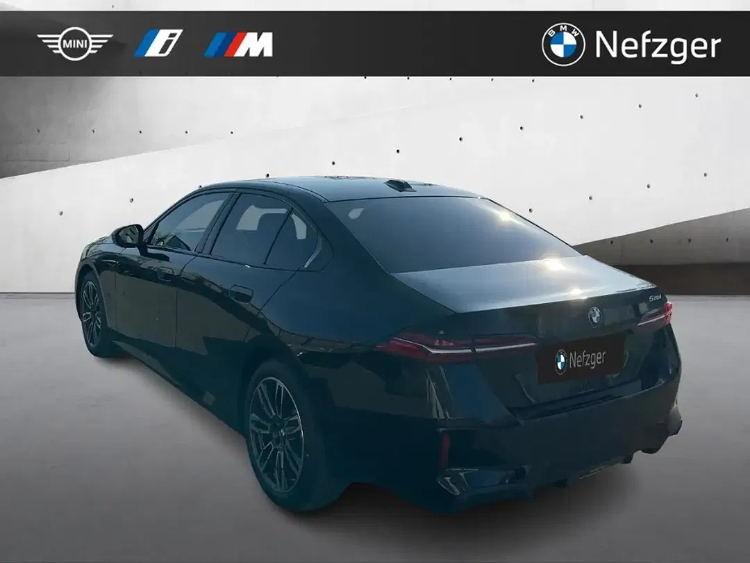 BMW 520 - Thumbnail 3
