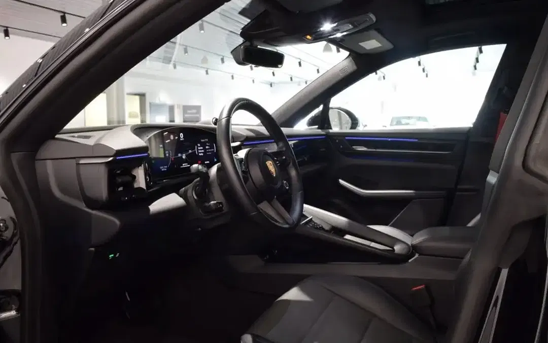 Porsche Macan - Thumbnail 5