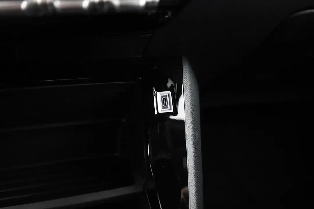 Peugeot 2008 - Thumbnail 12