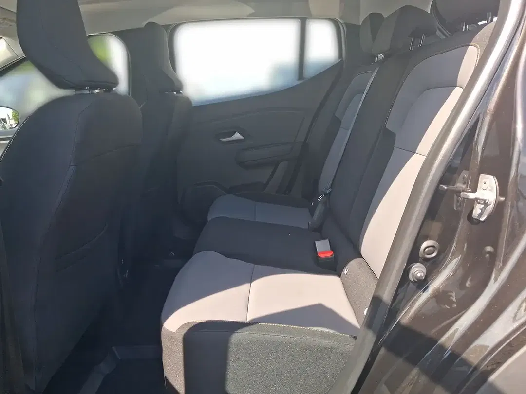Dacia Sandero - Thumbnail 7