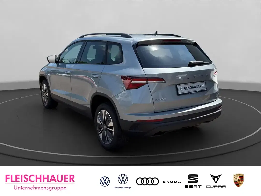 Skoda Karoq - Thumbnail 3