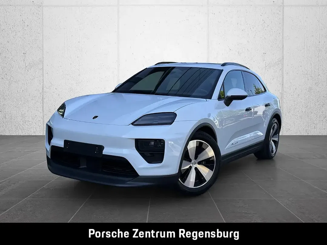 Porsche Macan - Thumbnail 1