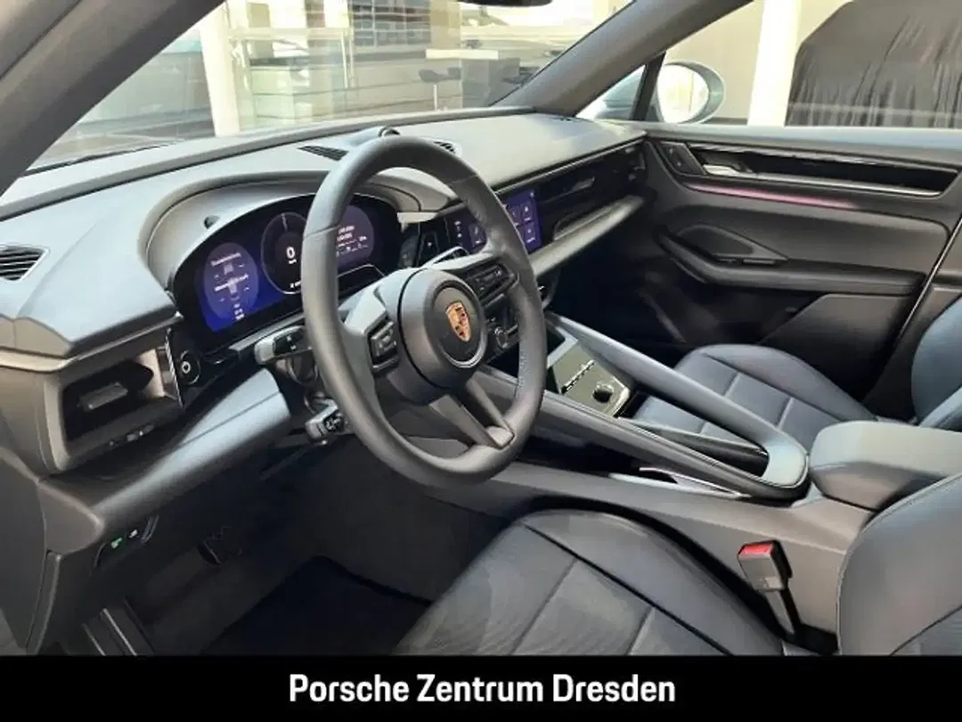 Porsche Macan - Thumbnail 5