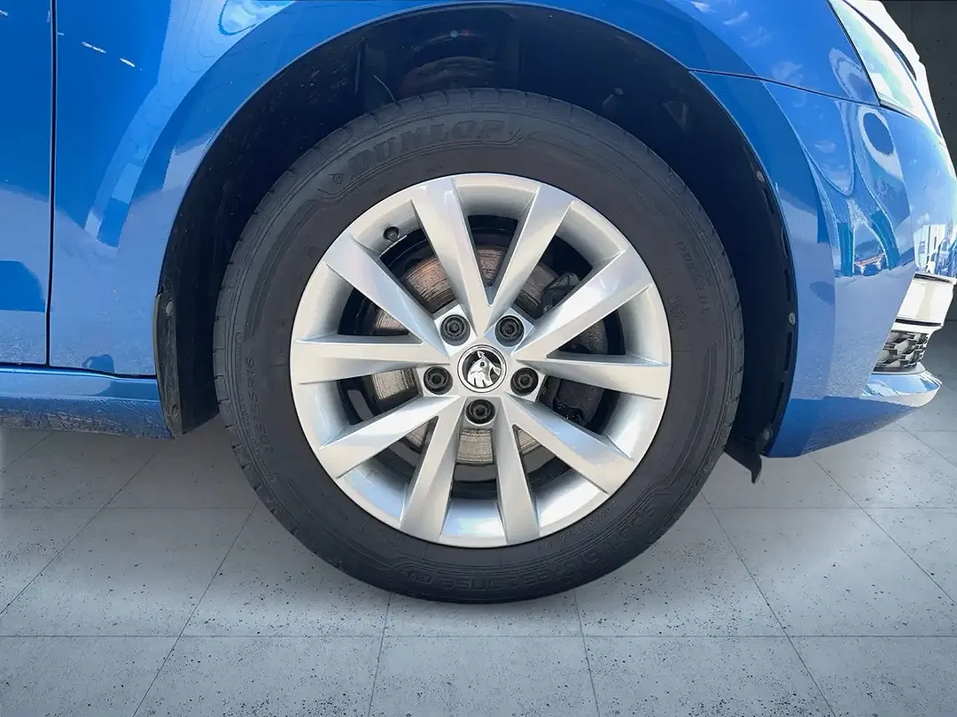 Skoda Octavia - Thumbnail 7