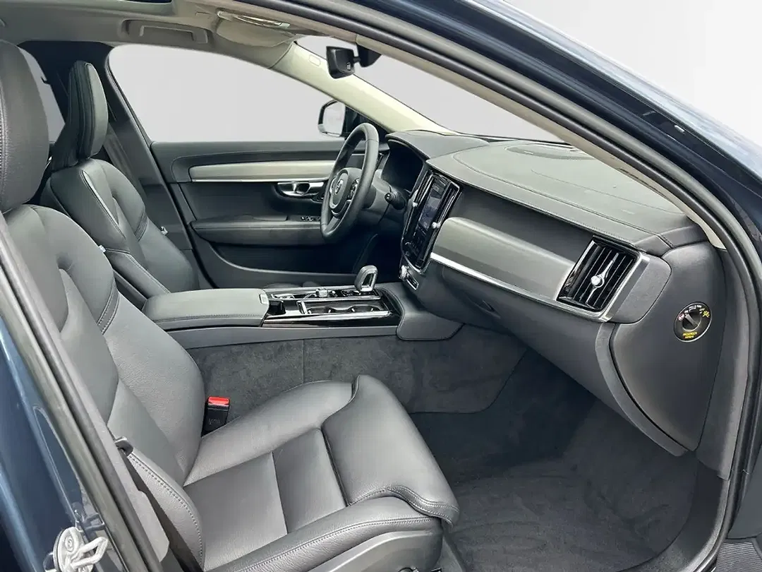Volvo V90 - Thumbnail 3