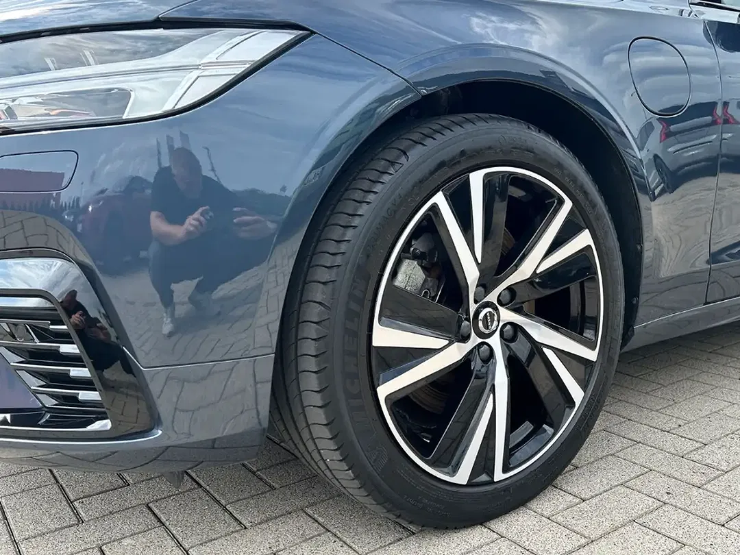 Volvo V90 - Thumbnail 9