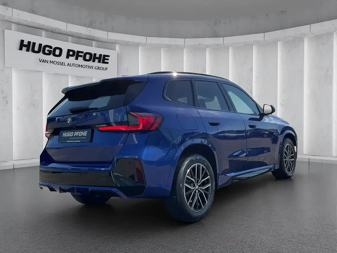 BMW X1 - Thumbnail 5