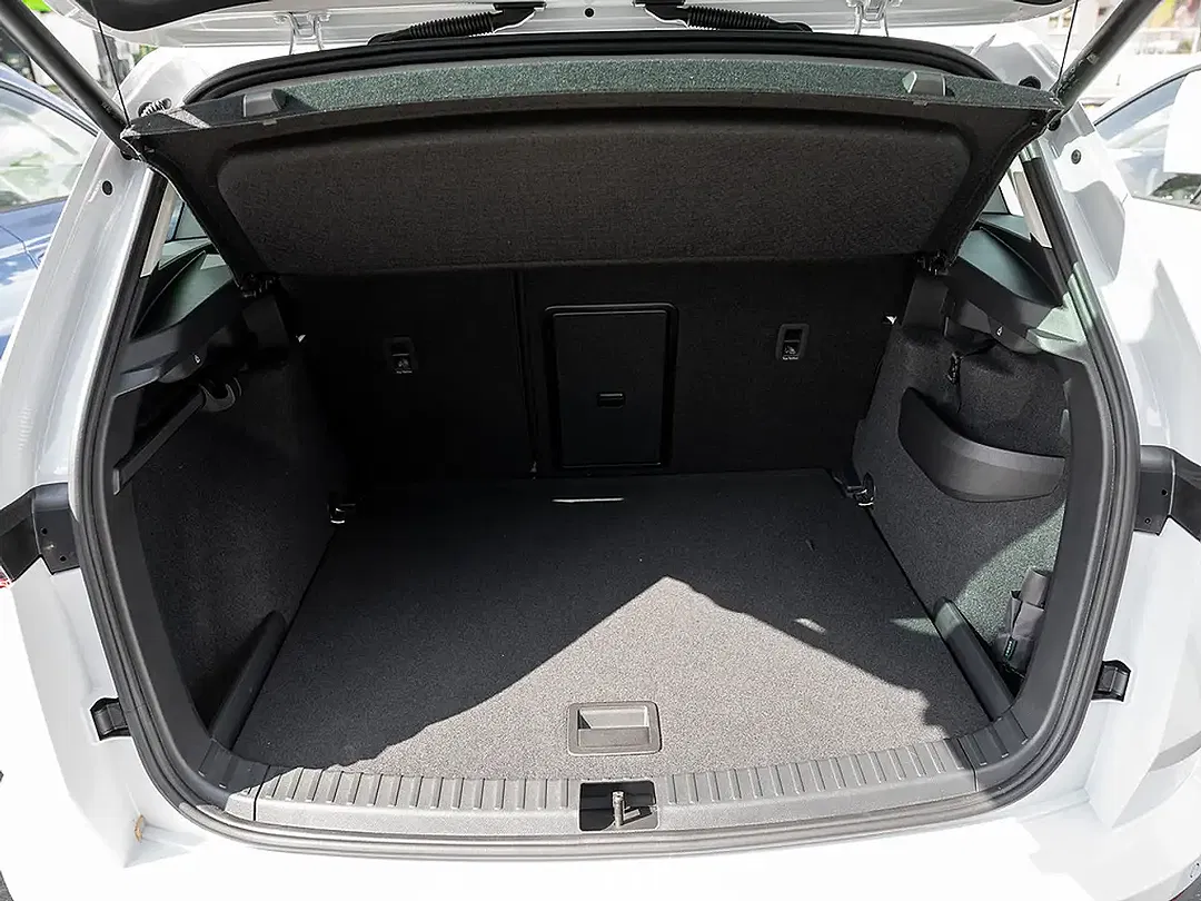 Skoda Karoq - Thumbnail 15