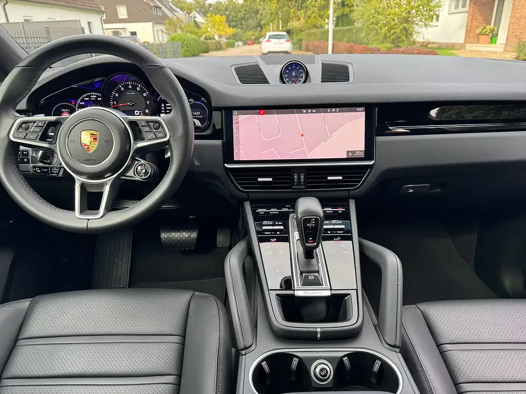 Porsche Cayenne - Thumbnail 14