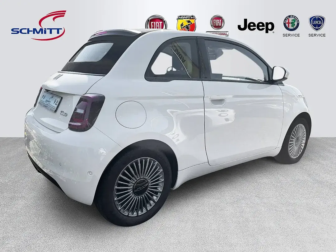 Fiat 500e - Thumbnail 2
