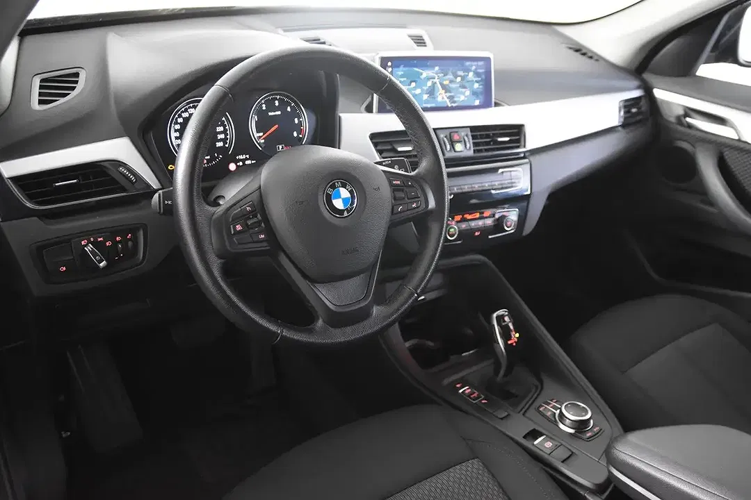 BMW X1 - Thumbnail 13