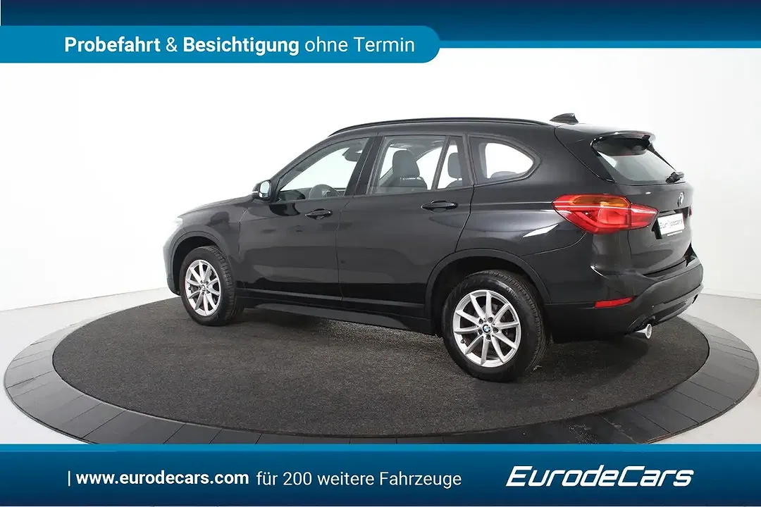 BMW X1 - Thumbnail 6