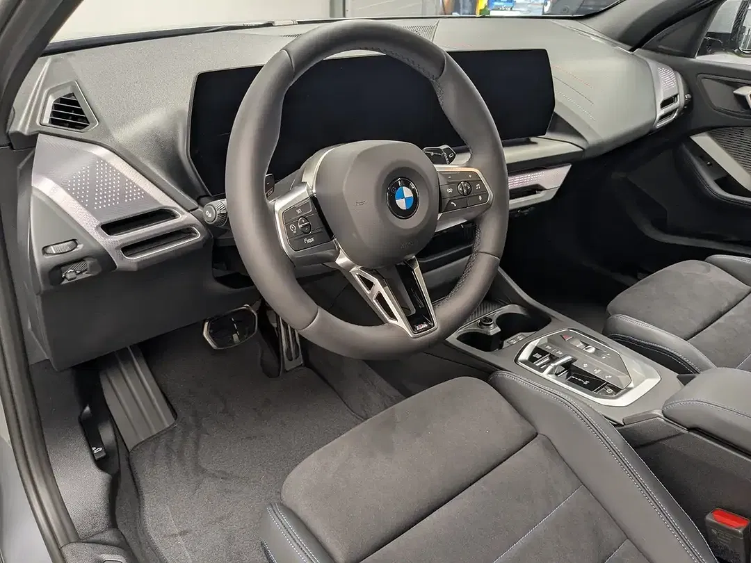 BMW 120 - Thumbnail 9