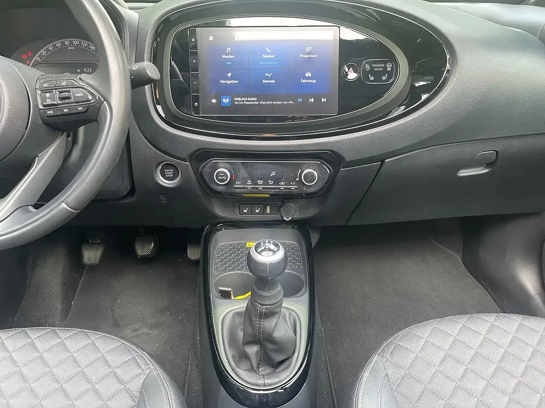 Toyota Aygo - Thumbnail 11