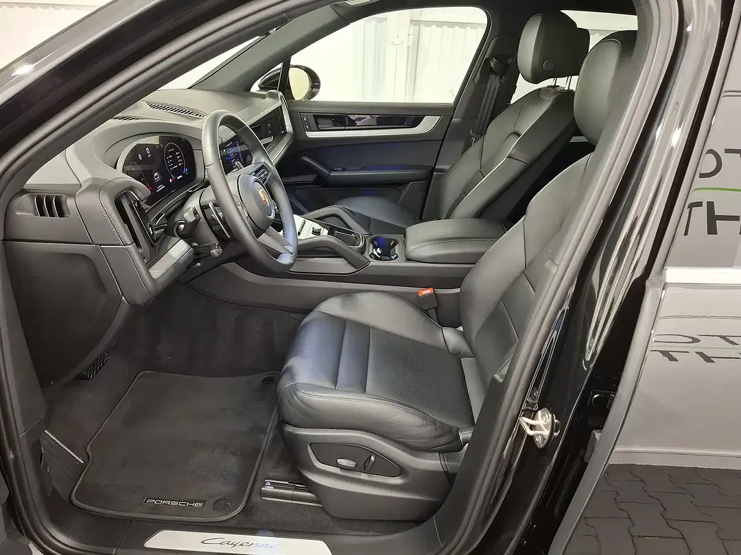 Porsche Cayenne - Thumbnail 11