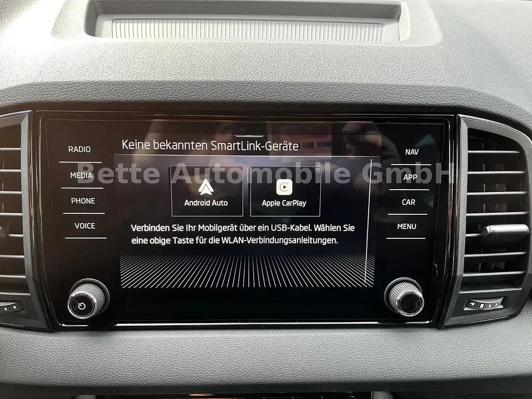 Skoda Karoq - Thumbnail 13