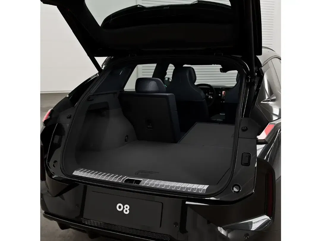 Lynk & Co 08 - Thumbnail 12