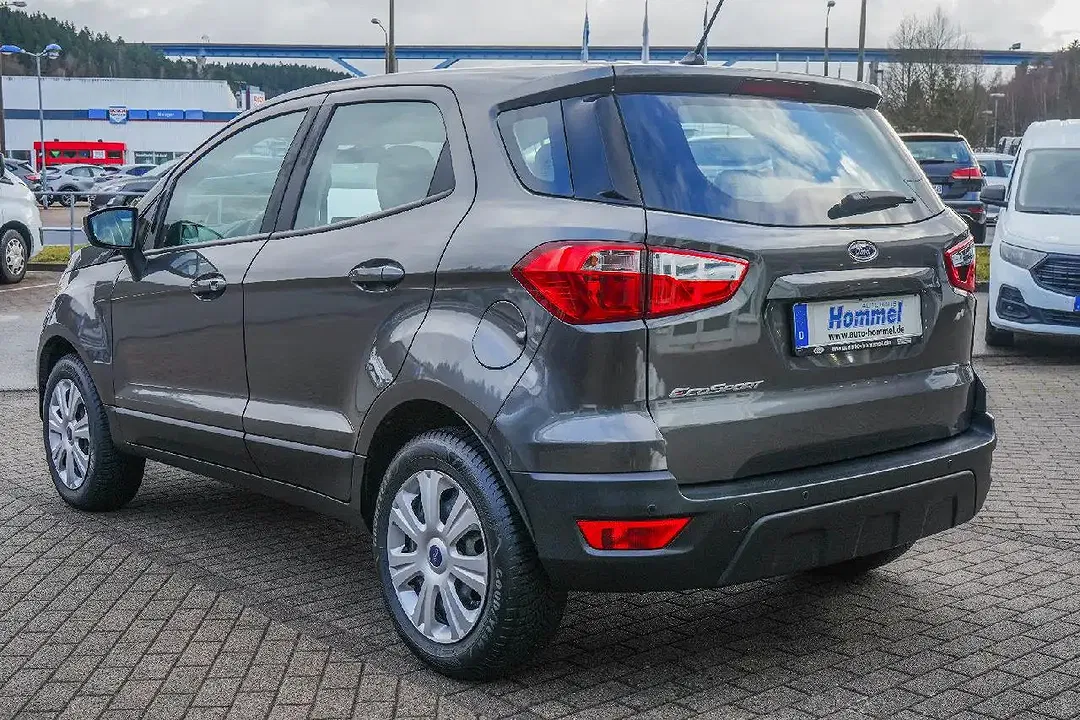 Ford EcoSport - Thumbnail 4