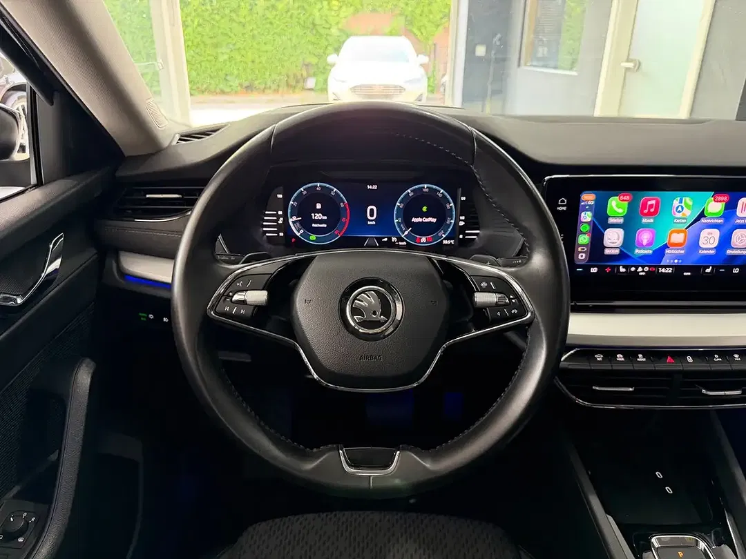 Skoda Octavia - Thumbnail 11