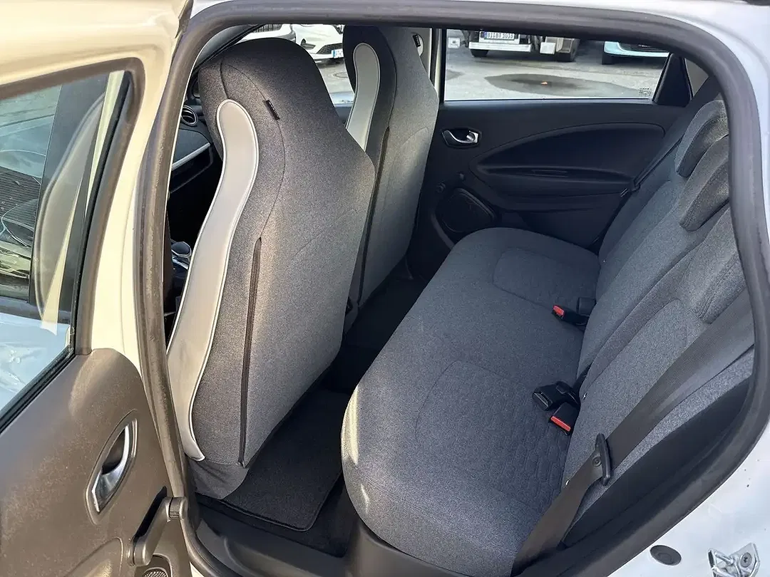Renault ZOE - Thumbnail 6