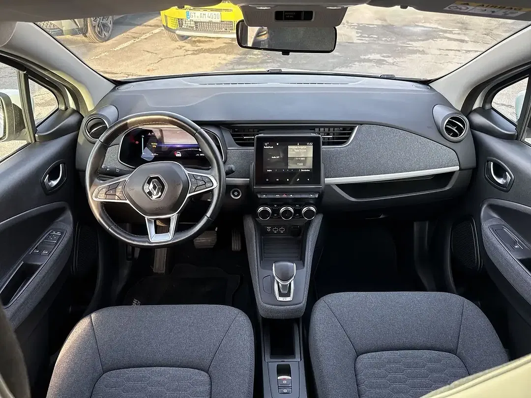 Renault ZOE - Thumbnail 7