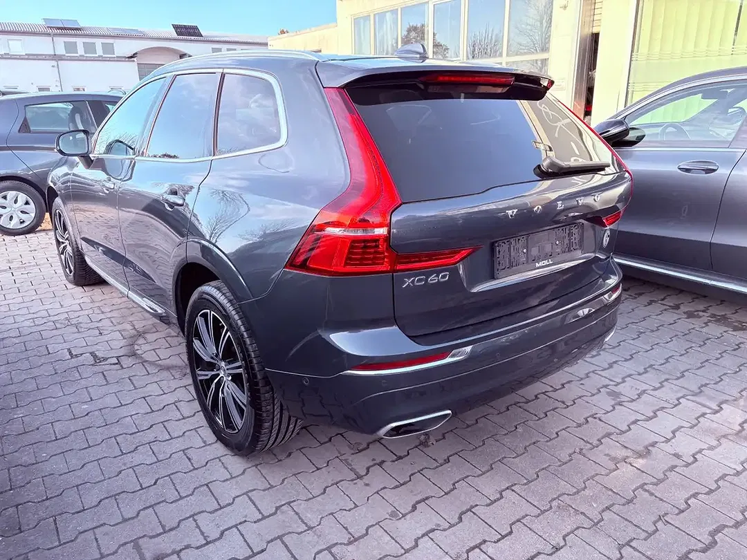 Volvo XC60 - foto 2