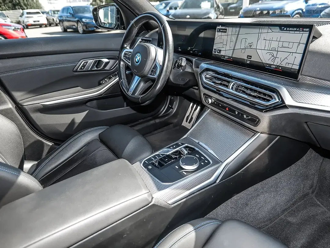 BMW 330 - Thumbnail 15