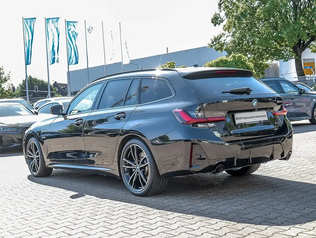 BMW 330 - Thumbnail 7